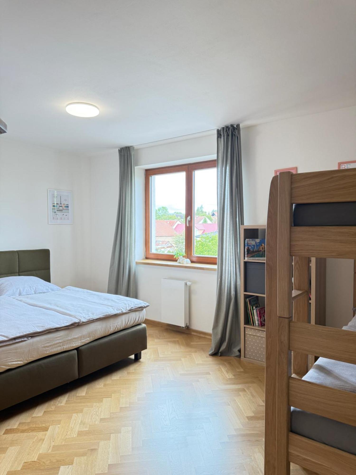 Familyvilla, New 4 Luxury Big Apartments, Parking Praga Esterno foto