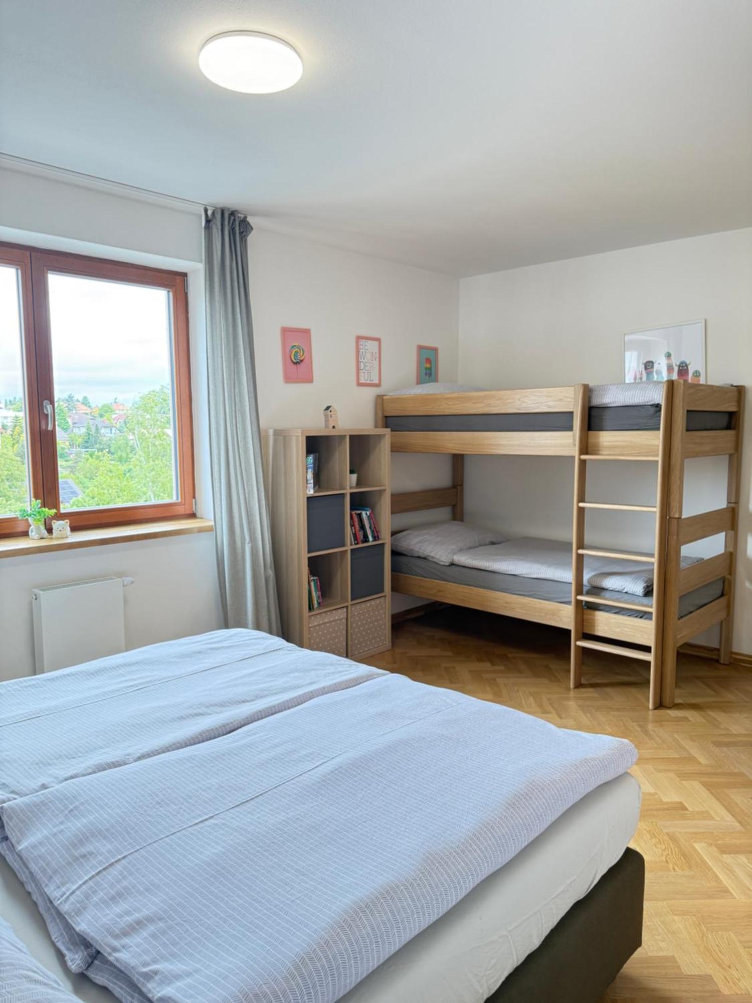 Familyvilla, New 4 Luxury Big Apartments, Parking Praga Esterno foto