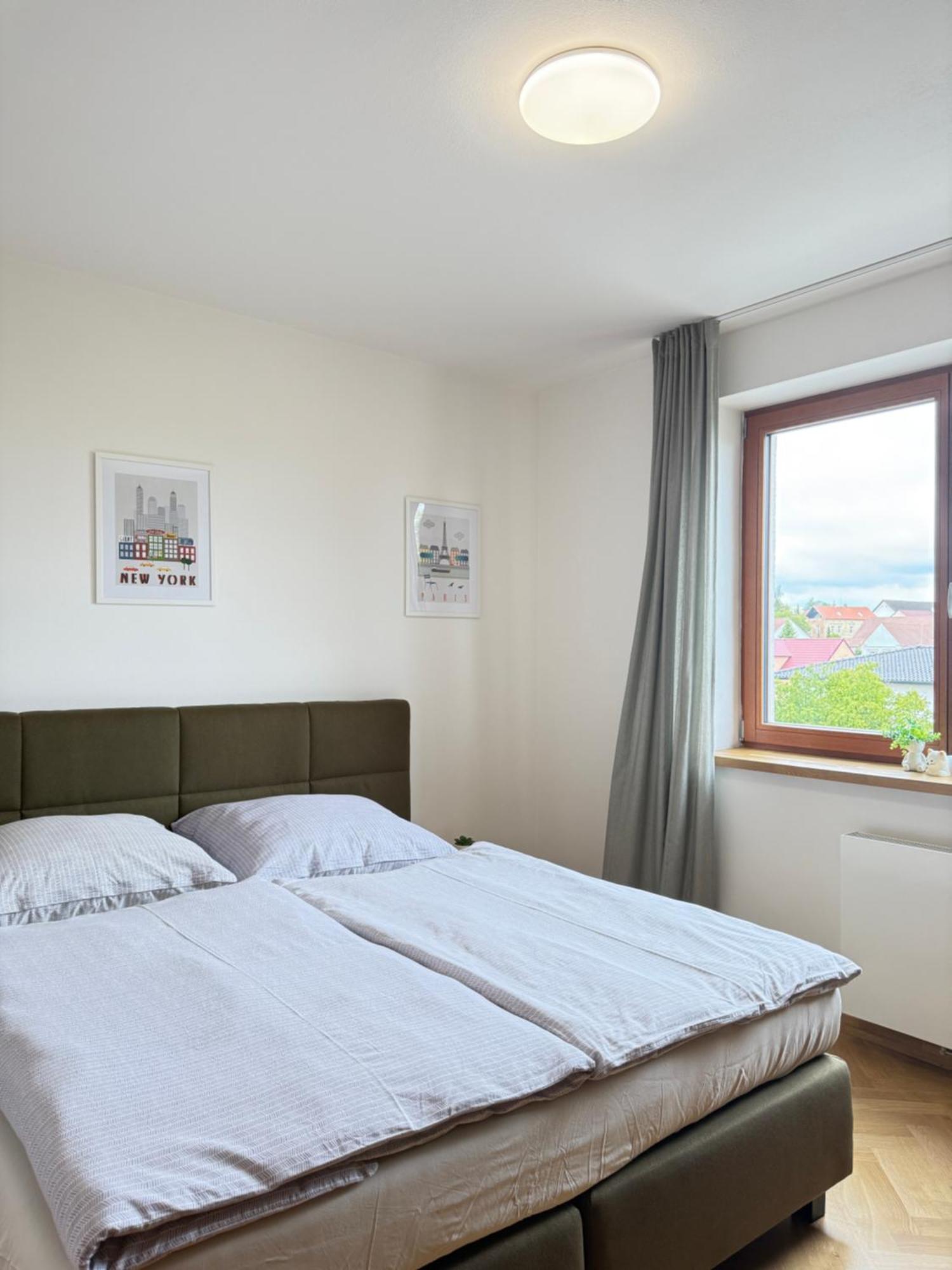 Familyvilla, New 4 Luxury Big Apartments, Parking Praga Esterno foto