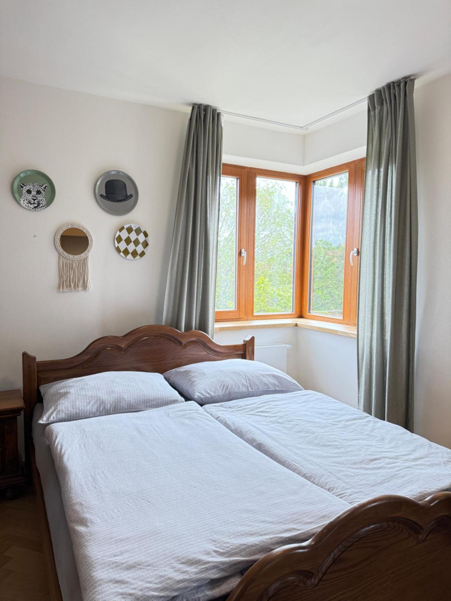 Familyvilla, New 4 Luxury Big Apartments, Parking Praga Esterno foto